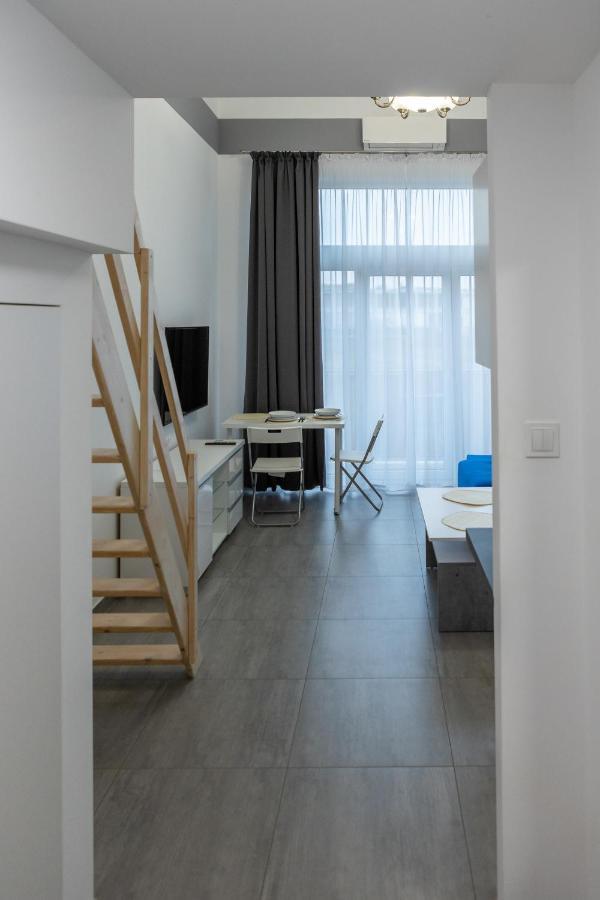 Studia Przy Lotnisku Od Wroclawapartament-Pl 외부 사진
