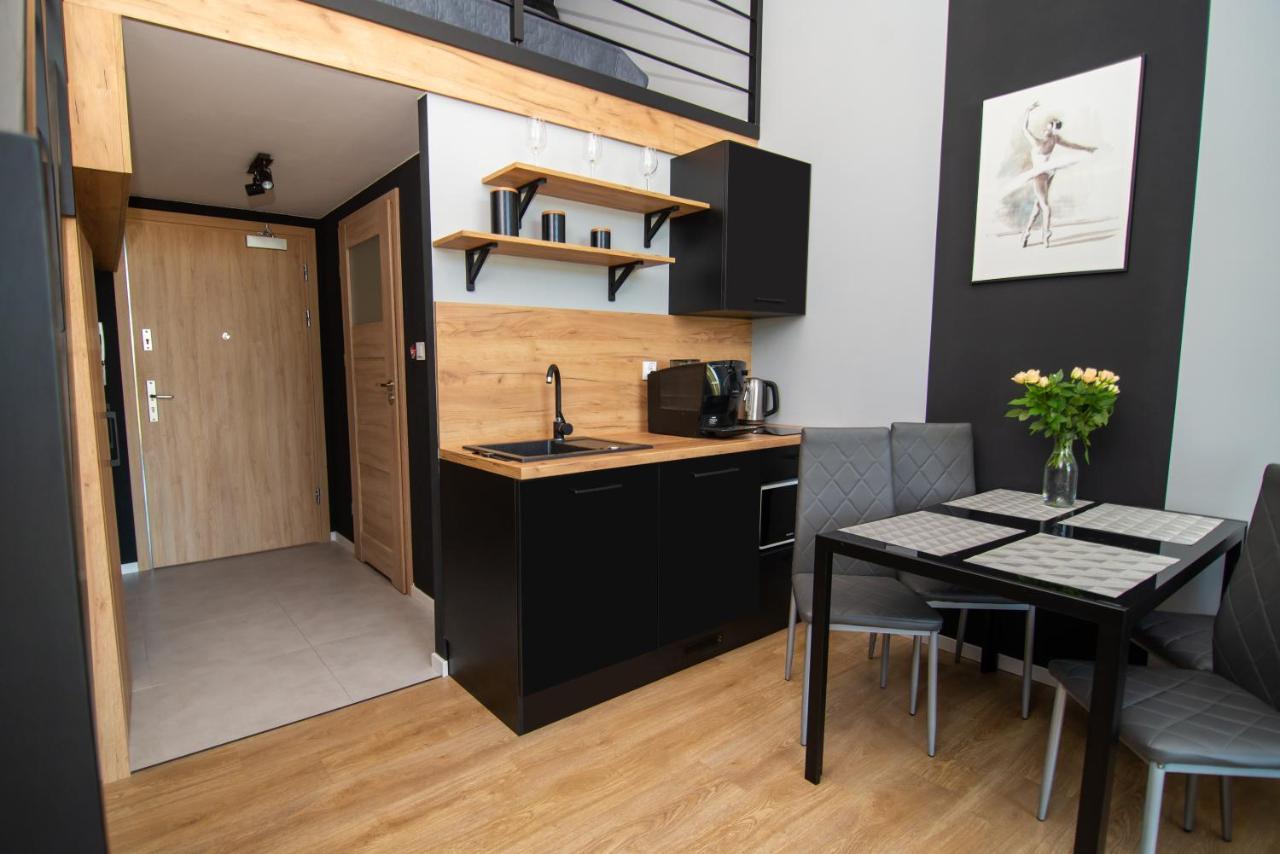 Studia Przy Lotnisku Od Wroclawapartament-Pl 외부 사진